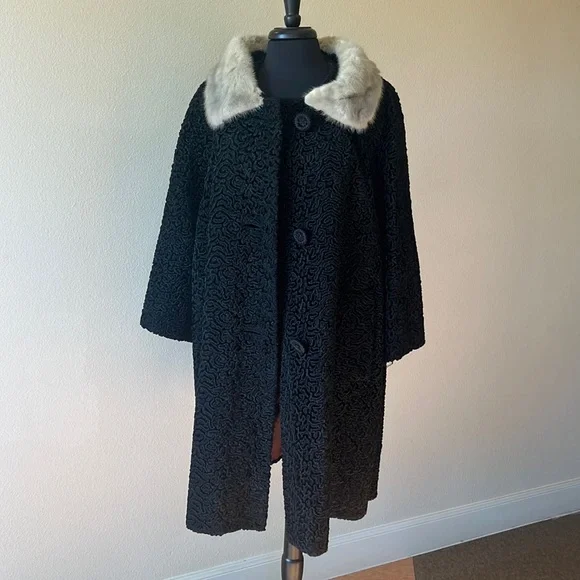 Astrakin Vintage Persian Lamb Swing Coat. PreLoved - Picture 2 of 8